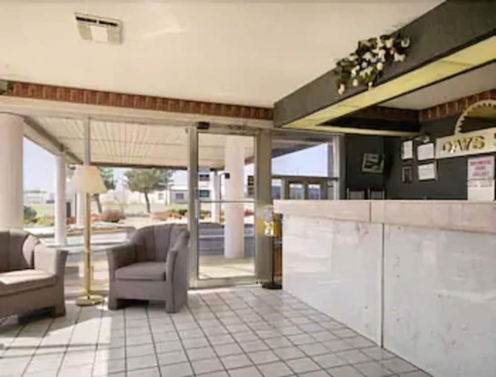 Days Inn By Wyndham Greeneville Interieur foto