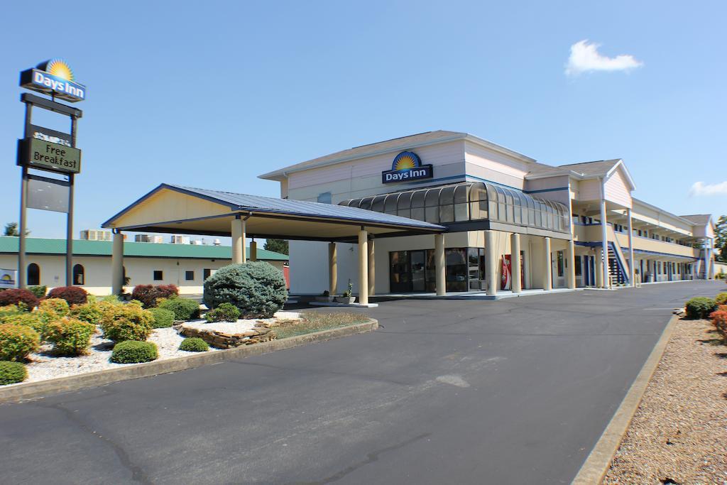 Days Inn By Wyndham Greeneville Buitenkant foto